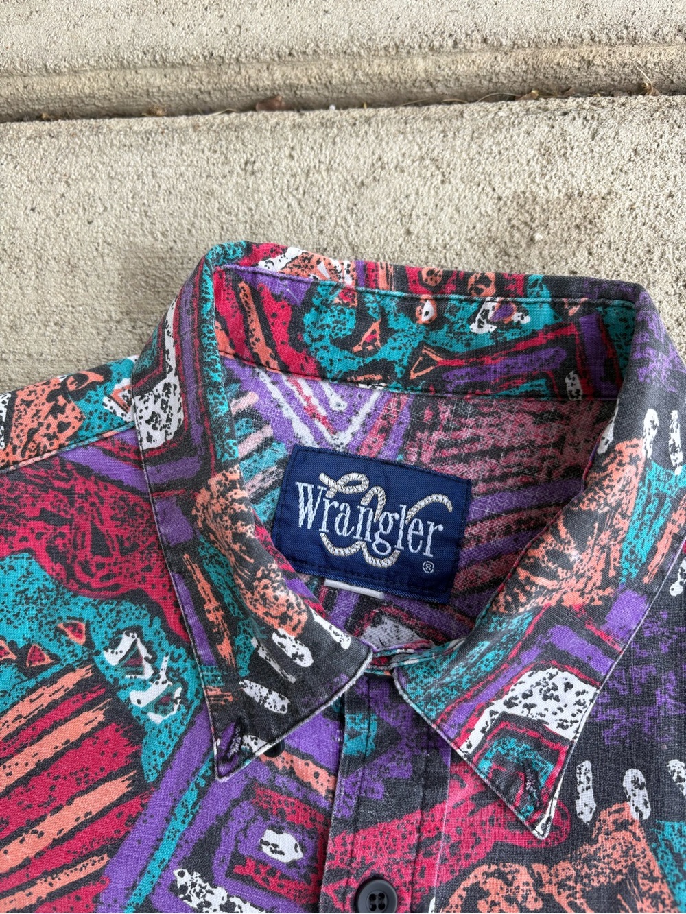 Vintage 90s Wrangler Western Aztec Abstract Geometric Button Up Shirt - Picture 2 of 6
